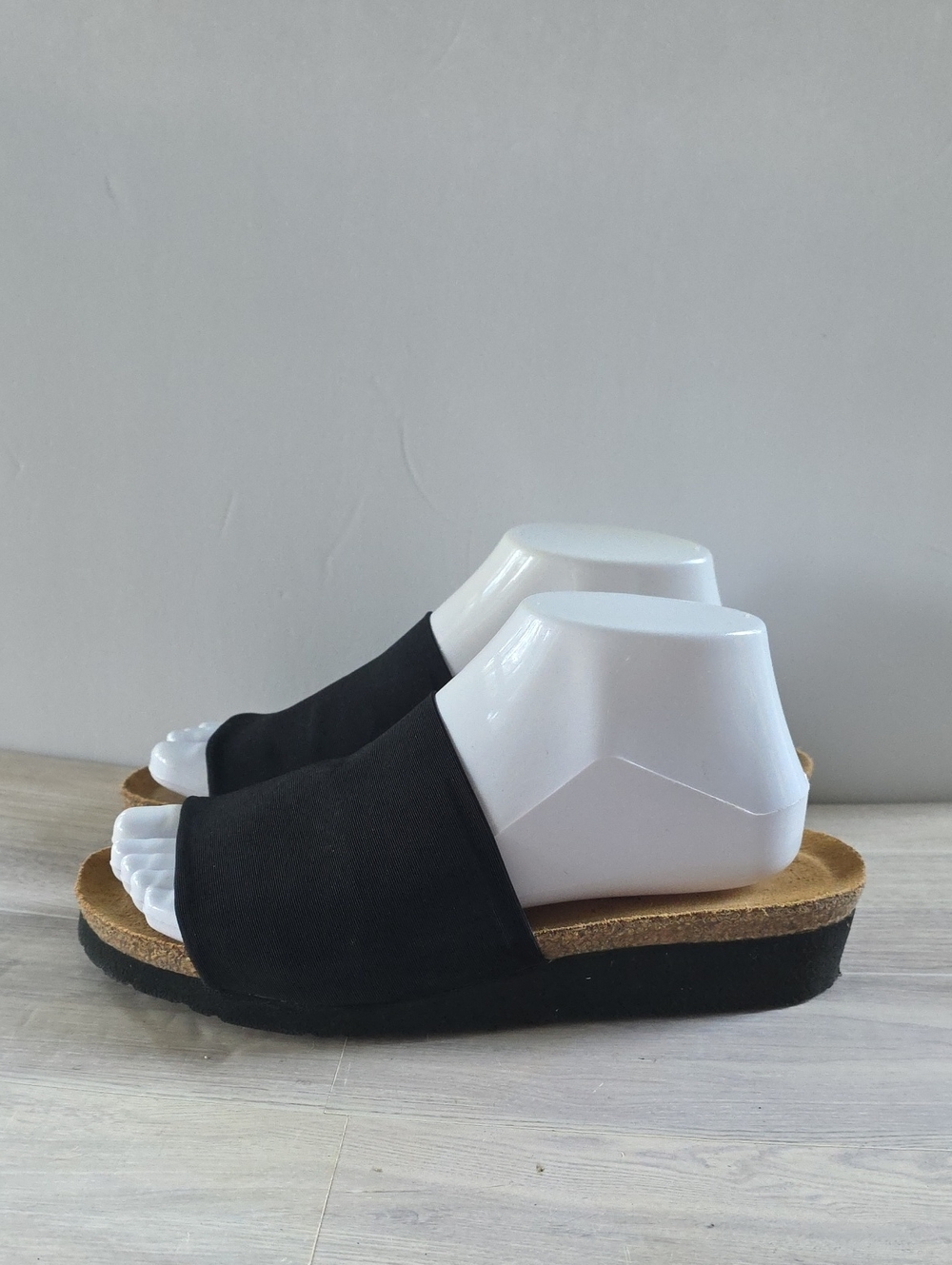 Naot Womens Black Elastic Wide Strap Slide Sandals Cork Platform Wedges Sz 8/39